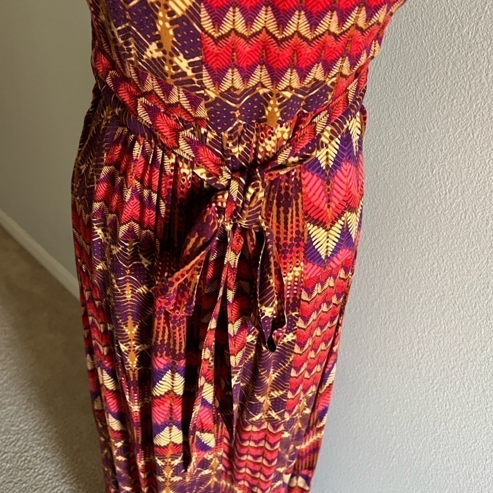 Forever 21: Women Junior Floral Maxi Dress with back sash. Size M - Picture 4 of 8